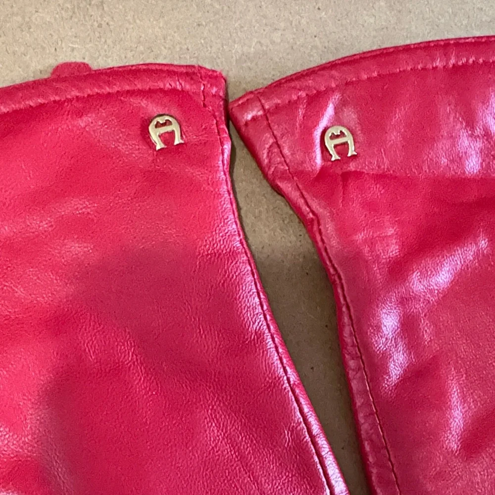 Vintage Etienne Aigner Red Leather Gloves Thinsulate Lined Luxury Statement Sz M